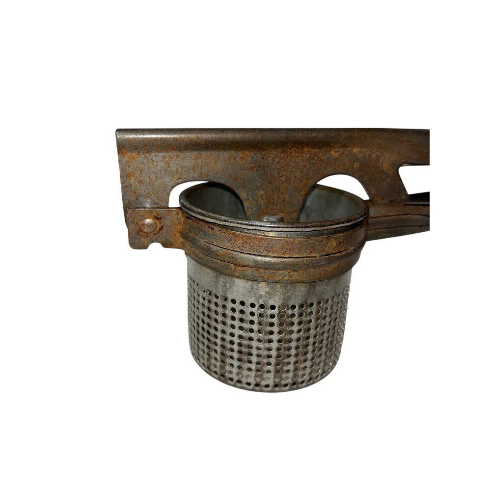 Vintage Landers Fray and Clark Potato Masher Used - Picture 2 of 14
